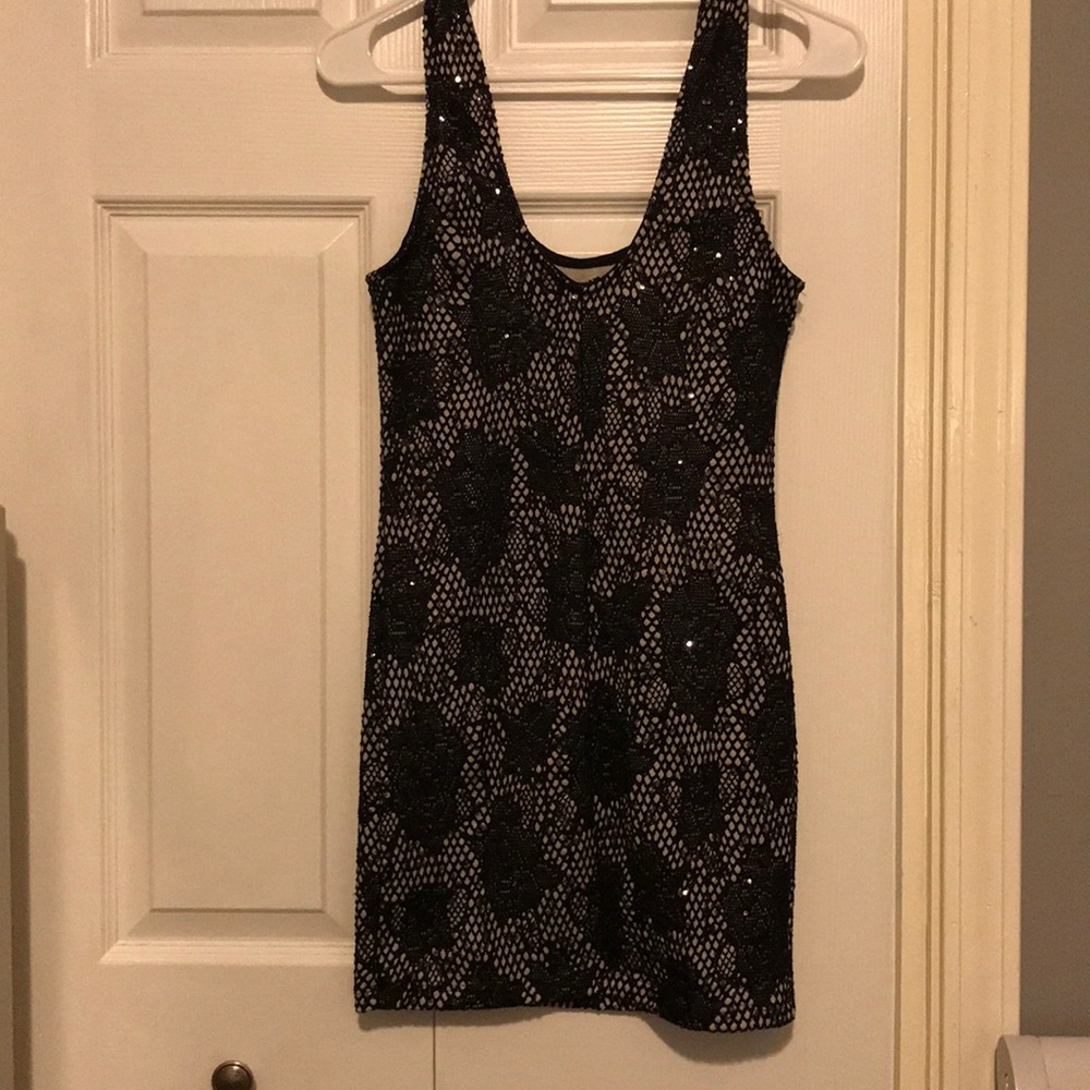 Short dress